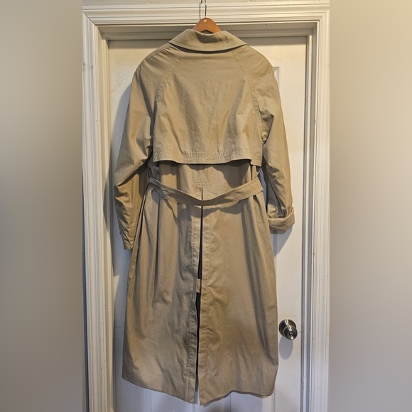 Burberry Beige Trench Coat - Picture 2 of 5